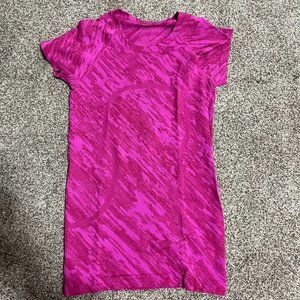 Lululemon Swiftly Tech